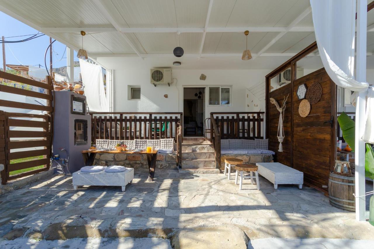 Christos Studios And Family Apartments Stegna Eksteriør bilde