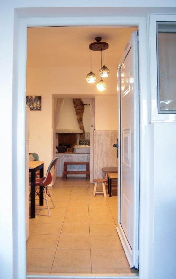 Christos Studios And Family Apartments Stegna Eksteriør bilde