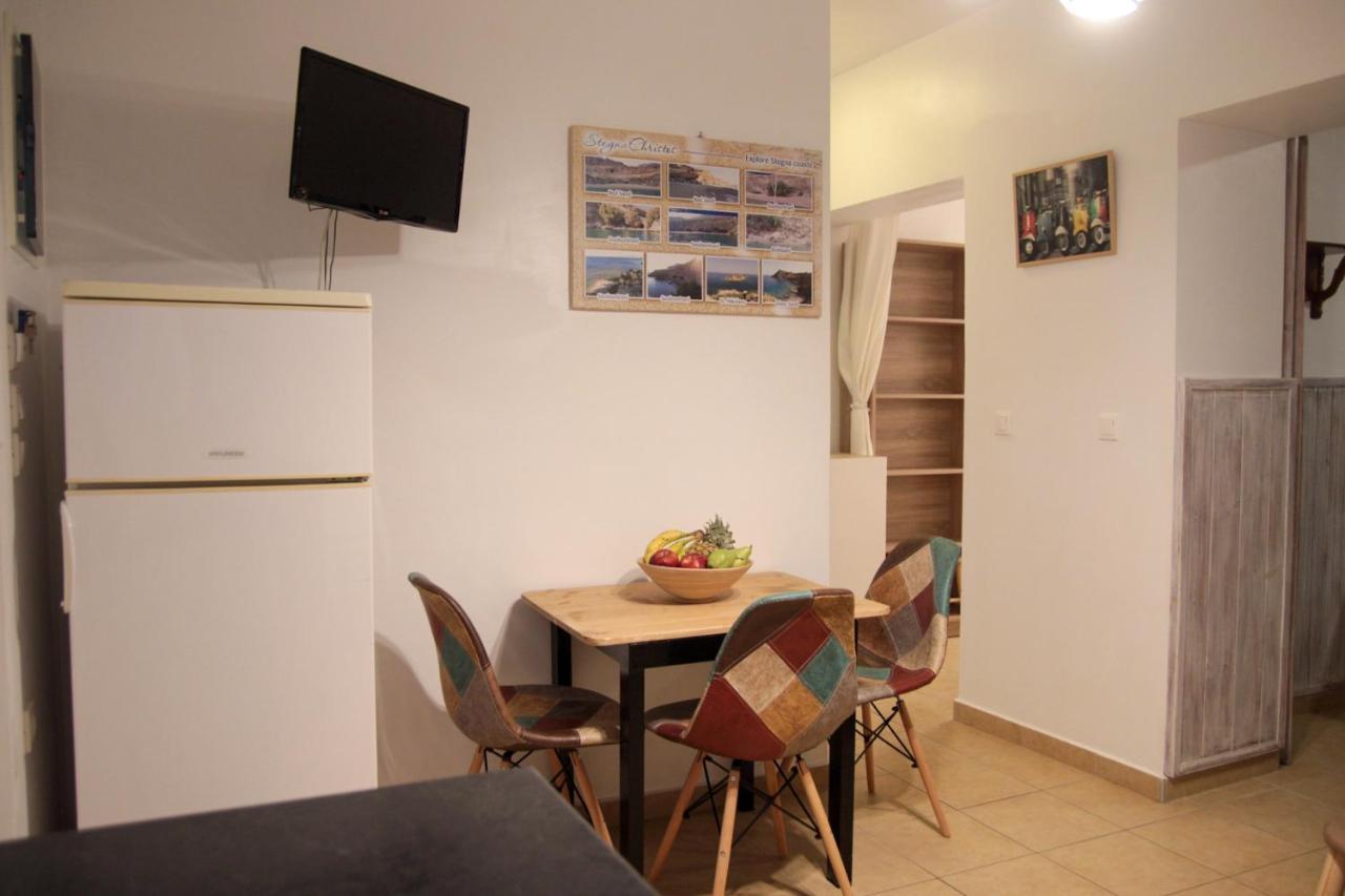 Christos Studios And Family Apartments Stegna Eksteriør bilde
