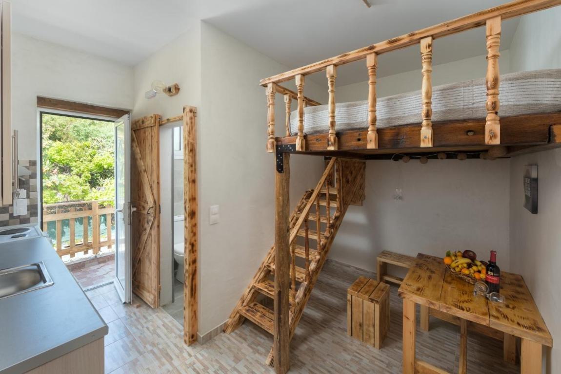 Christos Studios And Family Apartments Stegna Rom bilde